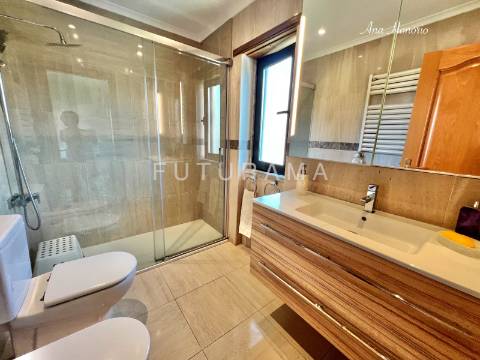 Excelente T3 Monte Estoril a 5 minutos da praia
