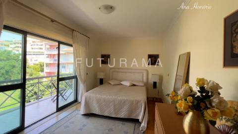 Excelente T3 Monte Estoril a 5 minutos da praia
