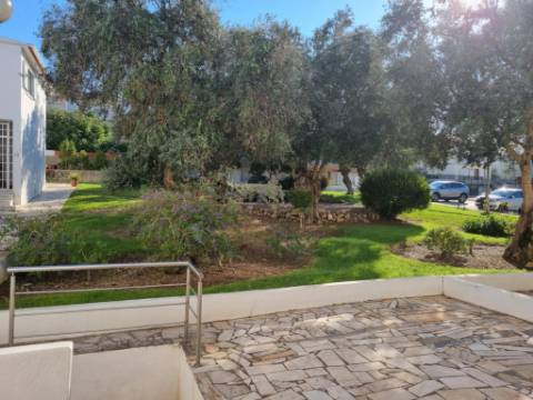 Apartamento T2 - Remodelado e Mobilado - Madorna - São Domingos de Rana