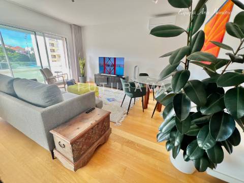 LUMINOSO T2 3 VARANDAS -ESTORIL