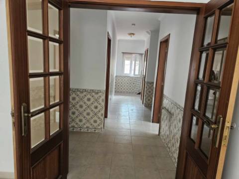 Moradia Isolada T4 - Tires - São Domingos de Rana