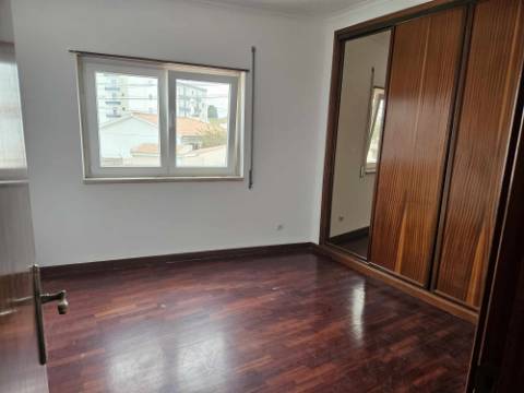 Moradia Isolada T4 - Tires - São Domingos de Rana