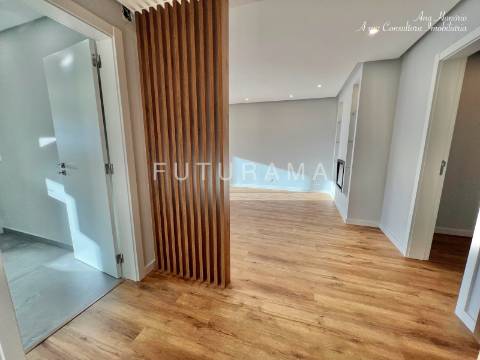 T3 Luminiso Reabilitado Qta Bicuda - CASCAIS