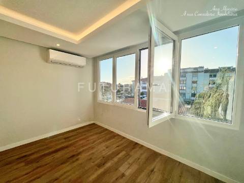 T3 Luminiso Reabilitado Qta Bicuda - CASCAIS