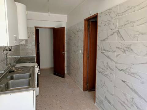 Apartamento T2 Parede - Centro