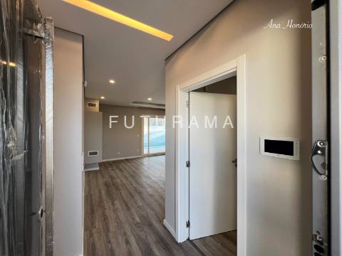 MORADIA ENTRE CAMPO E O MAR T4 + 1 - Azeitão