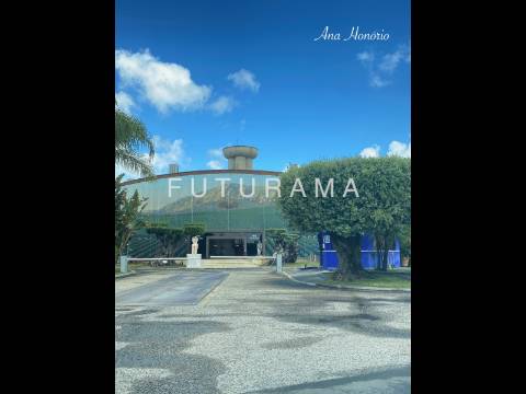 MORADIA ENTRE CAMPO E O MAR T4 + 1 - Azeitão