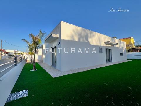 Moradia Térrea charmosa c/Piscina - Azeitão - Setúbal