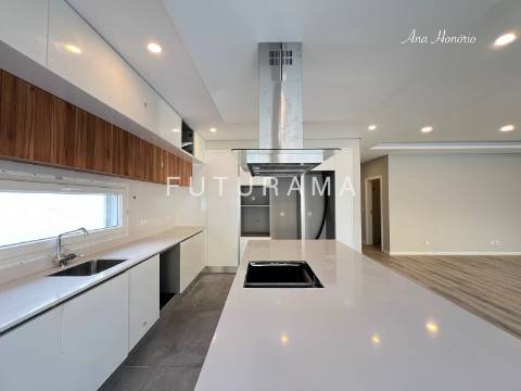 Moradia Térrea charmosa c/Piscina - Azeitão - Setúbal