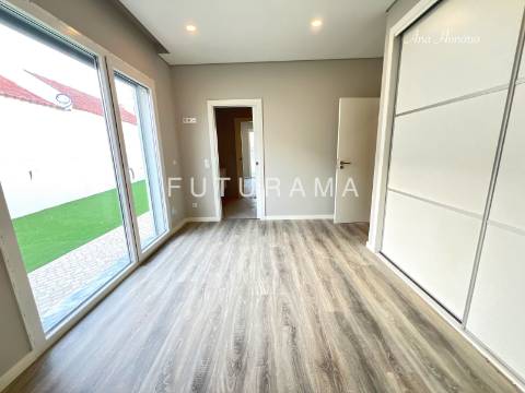 Moradia Térrea charmosa c/Piscina - Azeitão - Setúbal