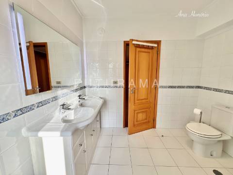 Apartamento T3 Alto da Barra - Oeiras