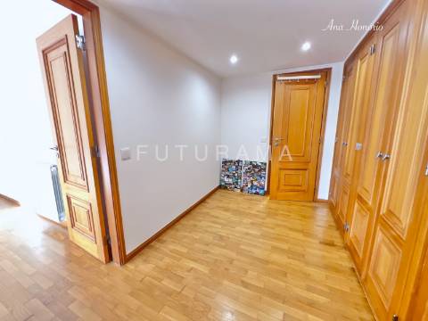 Apartamento T3 Alto da Barra - Oeiras