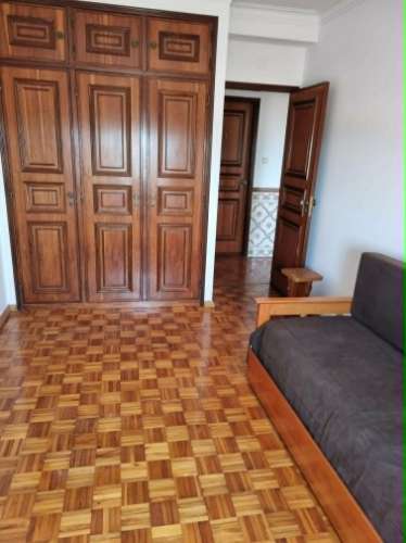 Apartamento T2 na Terplana - Parede