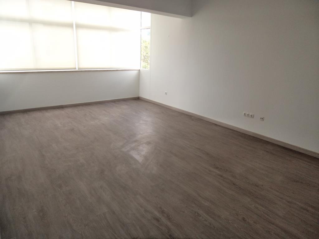 Apartamento T2 - Parede - Remodelado