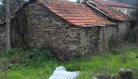 Casa para Restauro Bustelo -Recarei