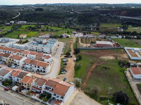 Bensafrim - Terreno para urbanização para construção de 11 Moradias