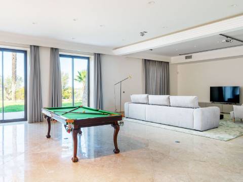 ESTOI - Mansão de Campo de Luxo com 6 Quartos e Vista Mar