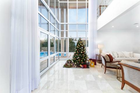 Exclusiva Moradia T5 com piscina no centro de Faro