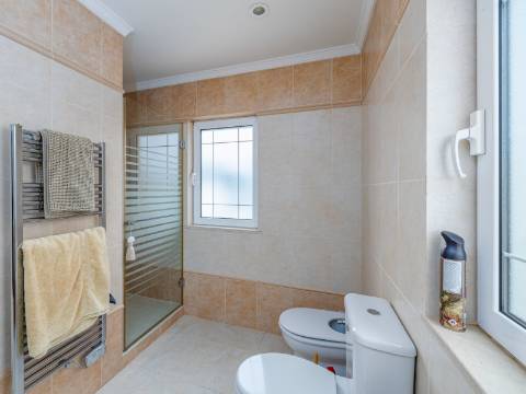 VALE FORMOSO - Charmosa Moradia T3+1 com piscina