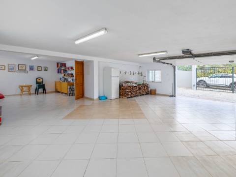 VALE FORMOSO - Charmosa Moradia T3+1 com piscina