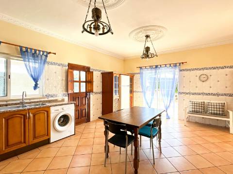 VALE FORMOSO - Vivenda V4 Para Venda