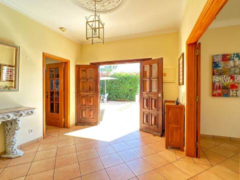 VALE FORMOSO - Vivenda V4 Para Venda