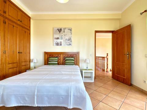 VALE FORMOSO - Vivenda V4 Para Venda