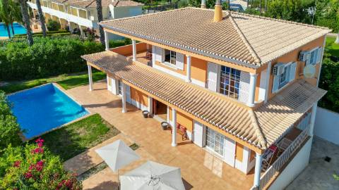 VALE FORMOSO - Vivenda V4 Para Venda