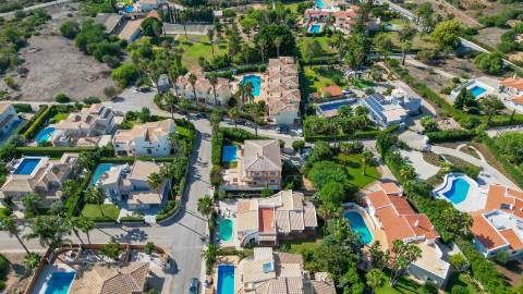 VALE FORMOSO - Vivenda V4 Para Venda