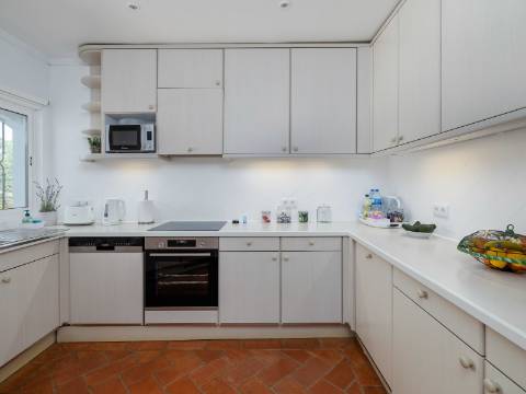 TRIANGULO DOURADO - Moradia T3 em empreendimento de luxo na Quinta do Lago | Almancil