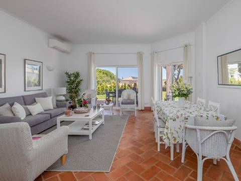 TRIANGULO DOURADO - Moradia T3 em empreendimento de luxo na Quinta do Lago | Almancil