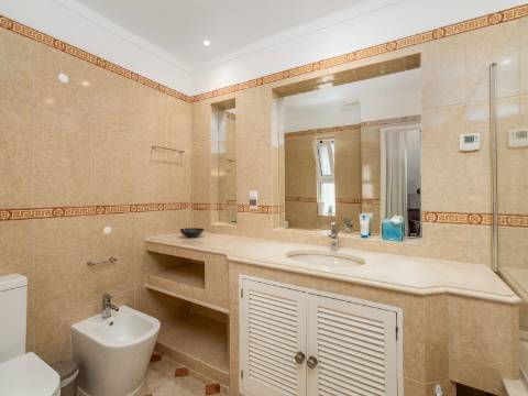 TRIANGULO DOURADO - Moradia T3 em empreendimento de luxo na Quinta do Lago | Almancil