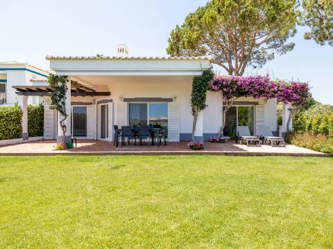 TRIANGULO DOURADO - Moradia T3 em empreendimento de luxo na Quinta do Lago | Almancil