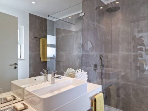 QUINTA DAS SALINAS - PENTHOUSE T1+2 em Vale do Garrão