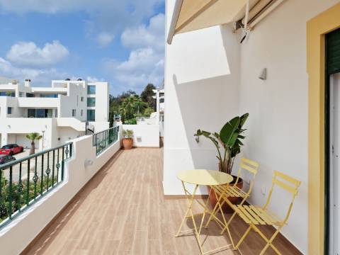 QUINTA DAS SALINAS - PENTHOUSE T1+2 em Vale do Garrão