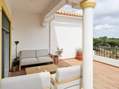 QUINTA DAS SALINAS - PENTHOUSE T1+2 em Vale do Garrão