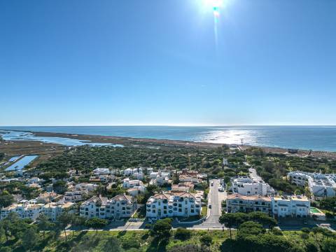 QUINTA DAS SALINAS - PENTHOUSE T1+2 em Vale do Garrão
