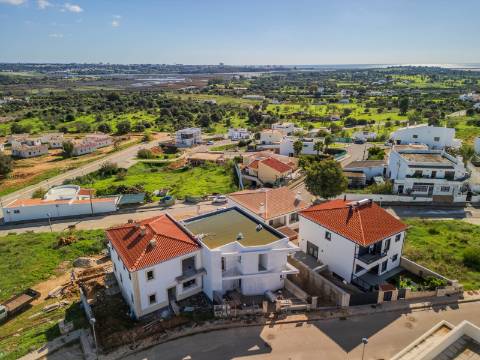 Portimão - Moradia nova com VISTA para a Ria de Alvor