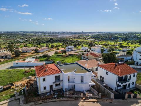 Portimão - Moradia nova com VISTA para a Ria de Alvor