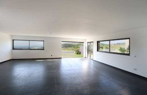 Moradia vista mar em condomínio privado - Malveira da Serra