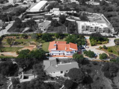 Moradia T5 a 10 minutos de VALE DO LOBO e QUINTA DO LAGO