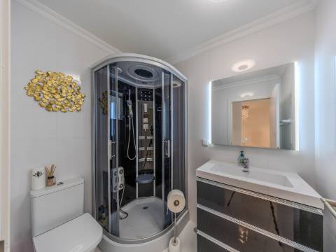 QUINTA DO LAGO - Apartamento T1 duplex renovado com VISTA MAR