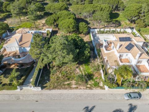 VARANDAS DO LAGO - Terreno para construção perto da praia