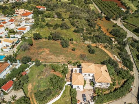 BOLIQUEIME - Moradia com VISTA MAR, 6+1 Quartos, Piscina, 11 minutos da praia da Falésia