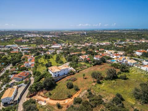 BOLIQUEIME - Moradia com VISTA MAR, 6+1 Quartos, Piscina, 11 minutos da praia da Falésia