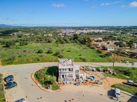 Portimão - Moradia nova com piscina e VISTA para a RIA DE ALVOR