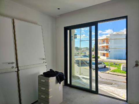 Portimão - Moradia nova com piscina e VISTA para a RIA DE ALVOR