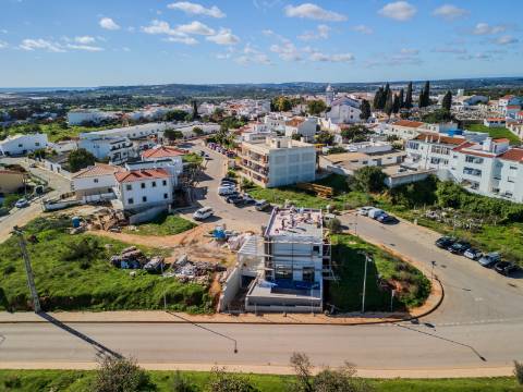 Portimão - Moradia nova com piscina e VISTA para a RIA DE ALVOR
