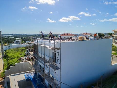 Portimão - Moradia nova com piscina e VISTA para a RIA DE ALVOR