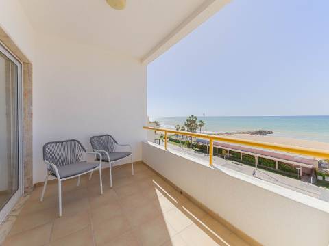QUARTEIRA - Apartamento T1 frente MAR